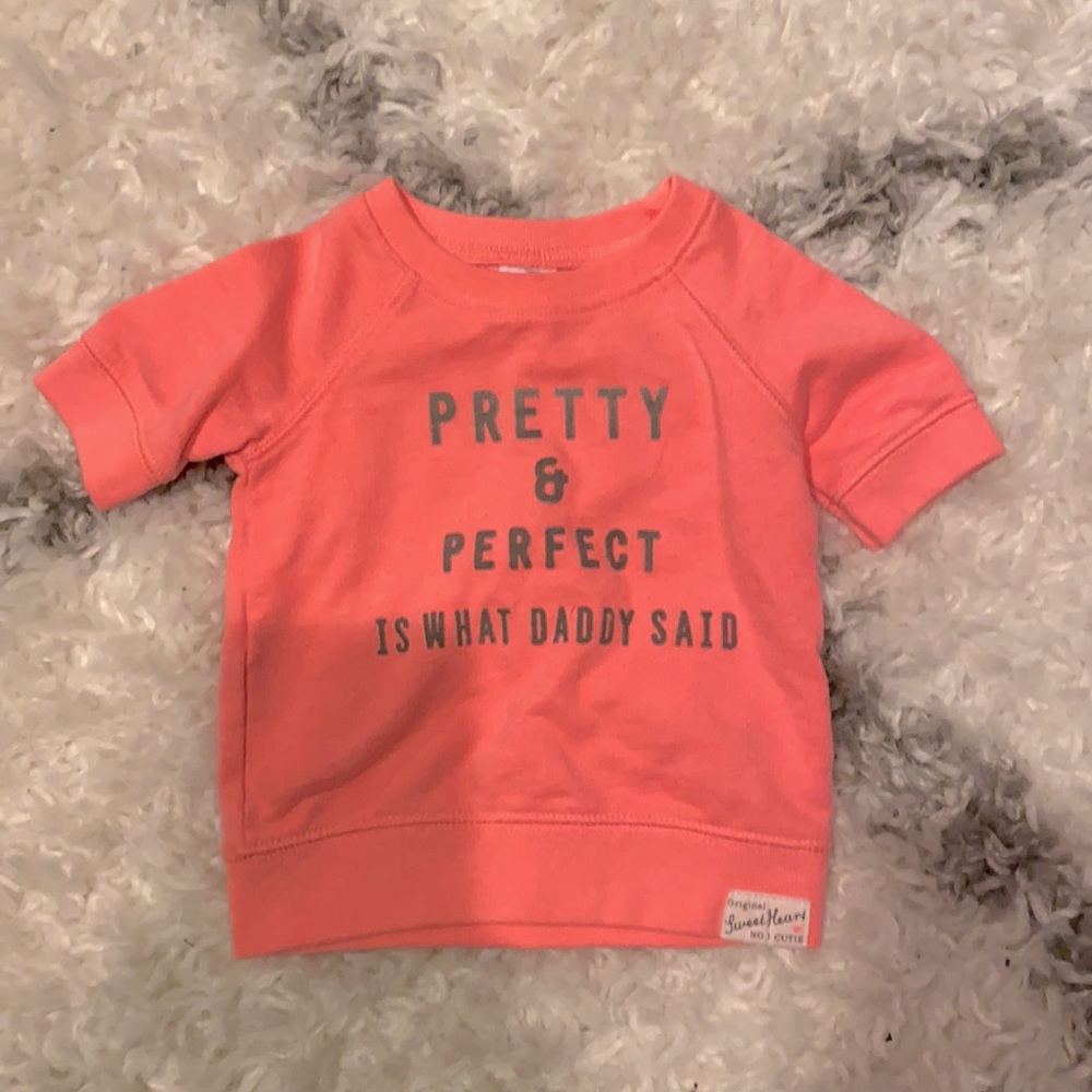 👶🏼5/$10 3 month girl top